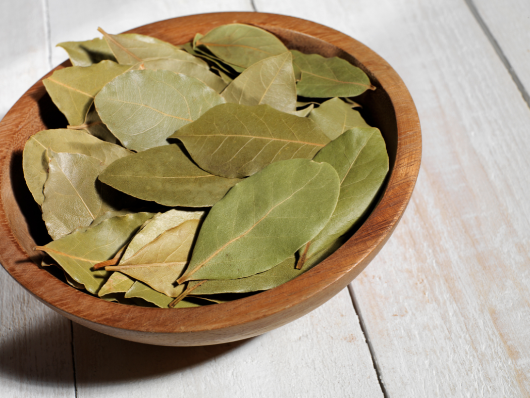 Whole Bay leaf, Bay leaf ground