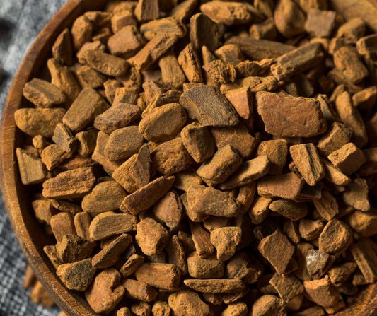 Cinnamon pieces, bark