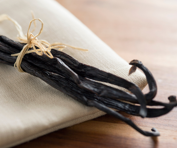 Gourmet Vanilla beans, Madagascar and Tahitian vanilla. 